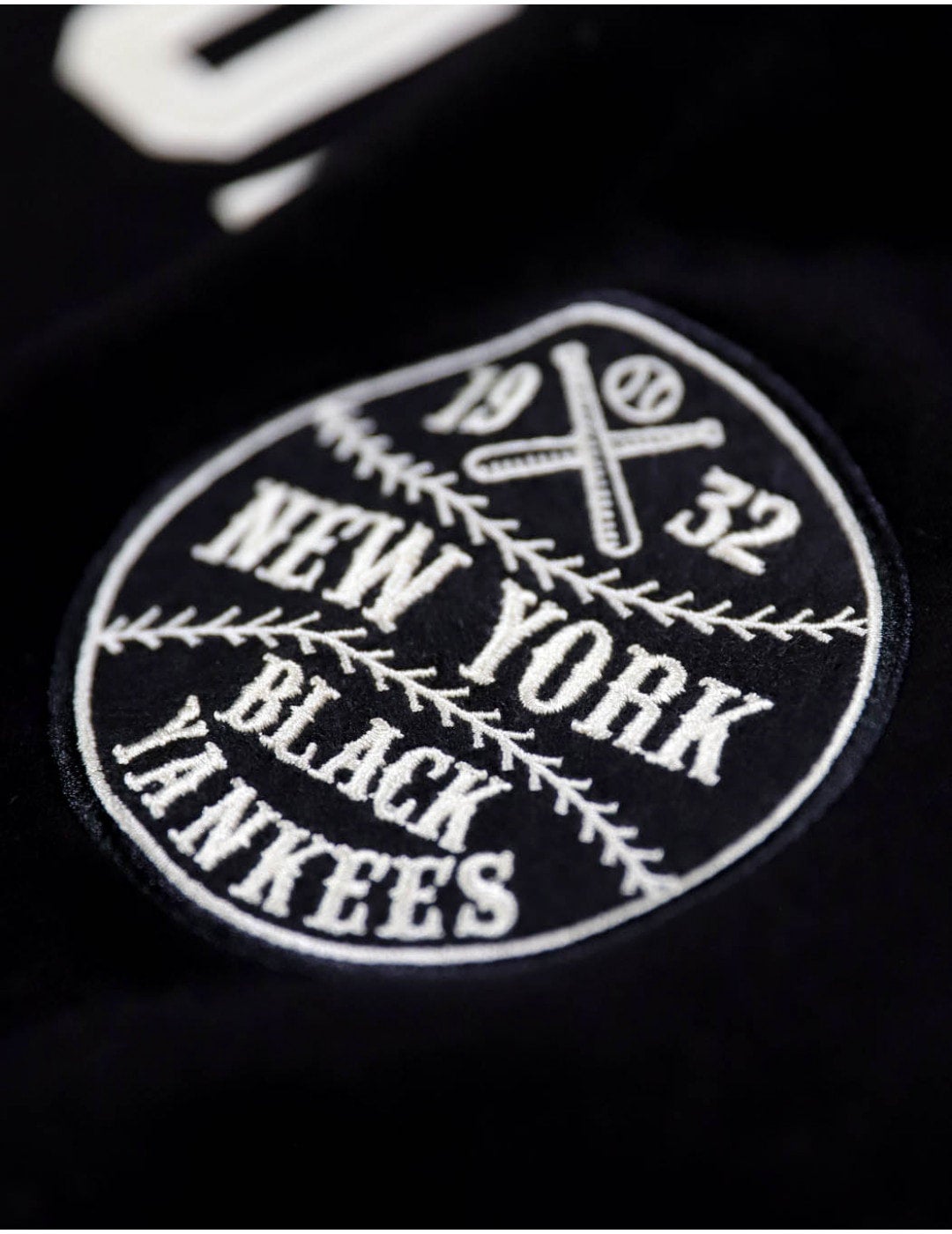 New Era New York Yankees Oversized Hoodie Black